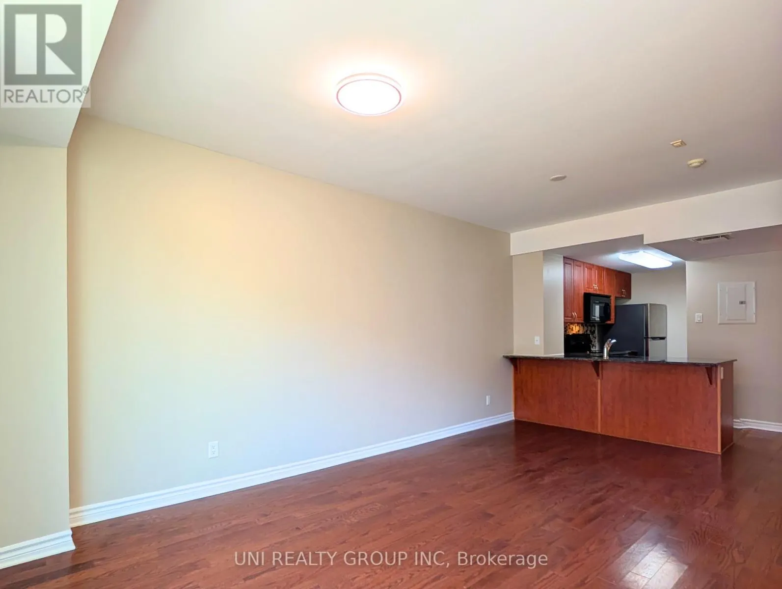 409 - 250 LETT STREET