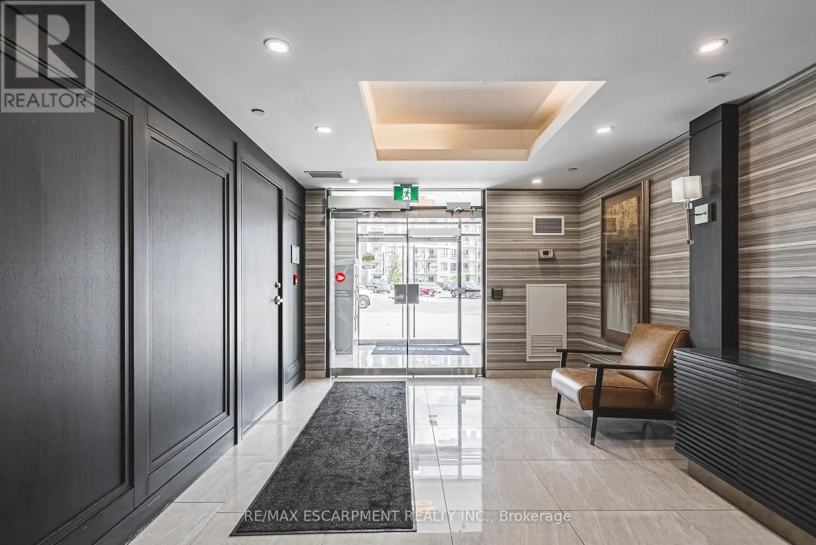 428 - 125 SHOREVIEW PLACE