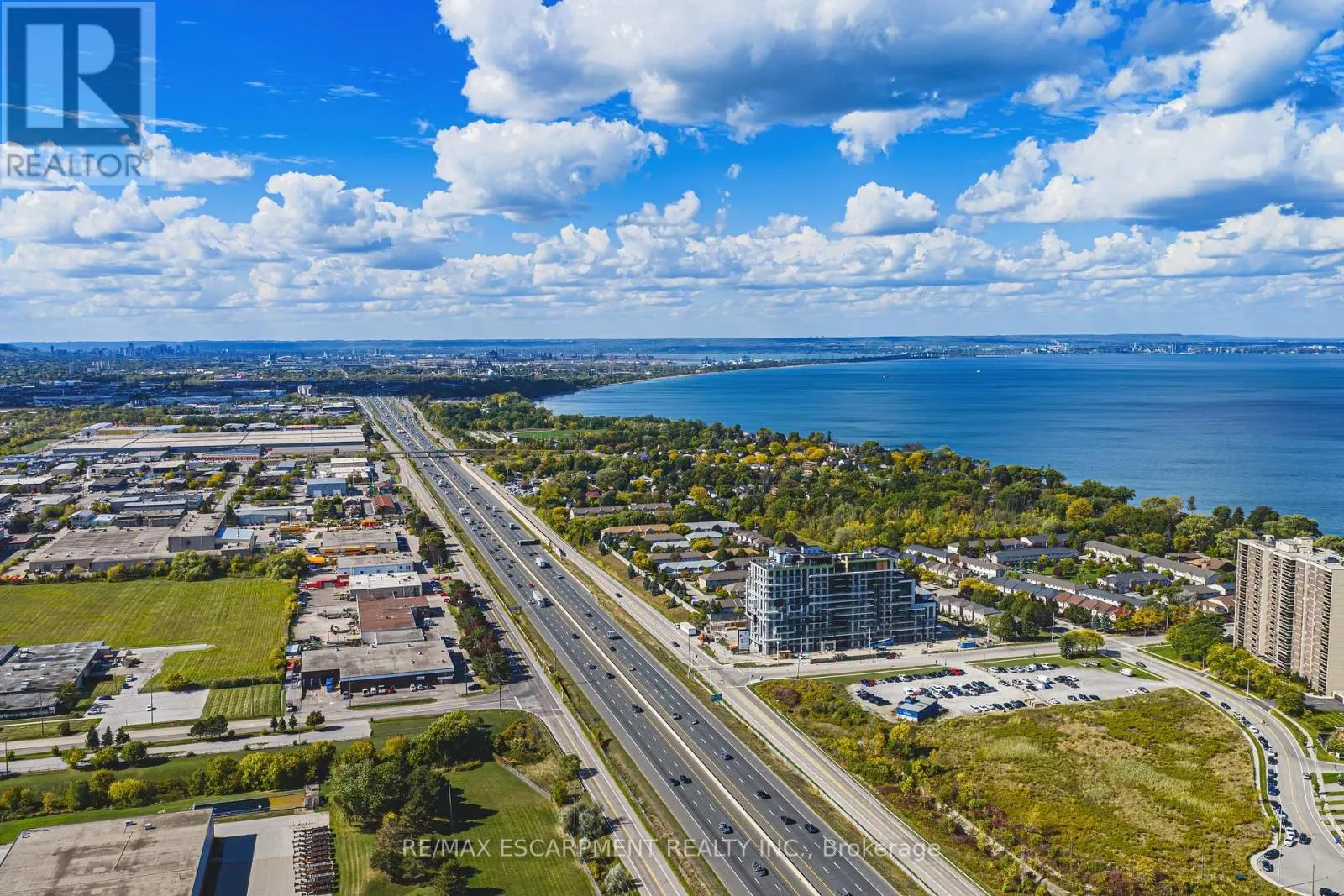 428 - 125 SHOREVIEW PLACE