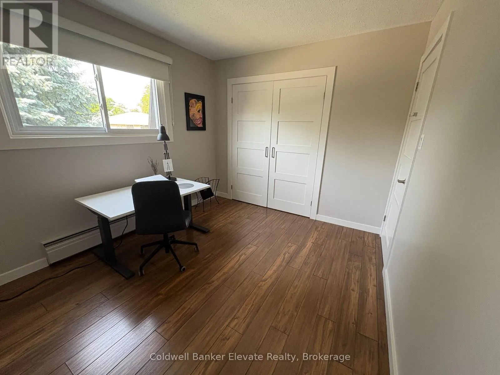 24 - 233 WESTMINSTER DRIVE S