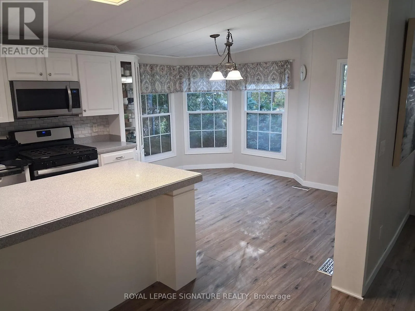 A37 - 9910 NORTHVILLE CRESCENT S