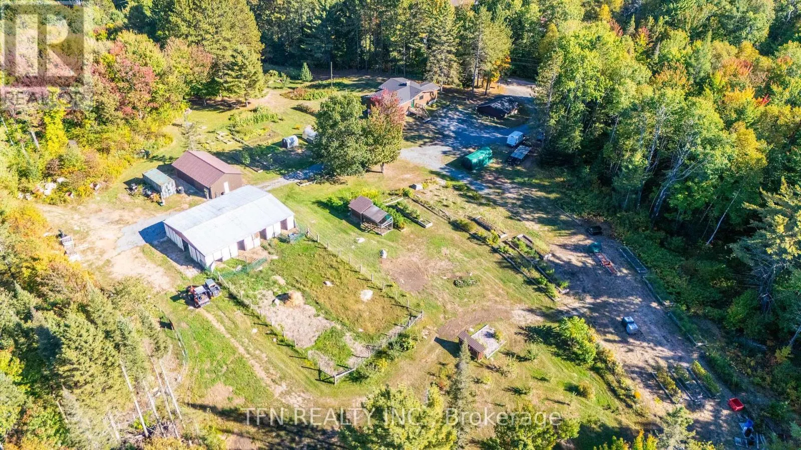 110 MACHAR STRONG BOUNDARY ROAD W
