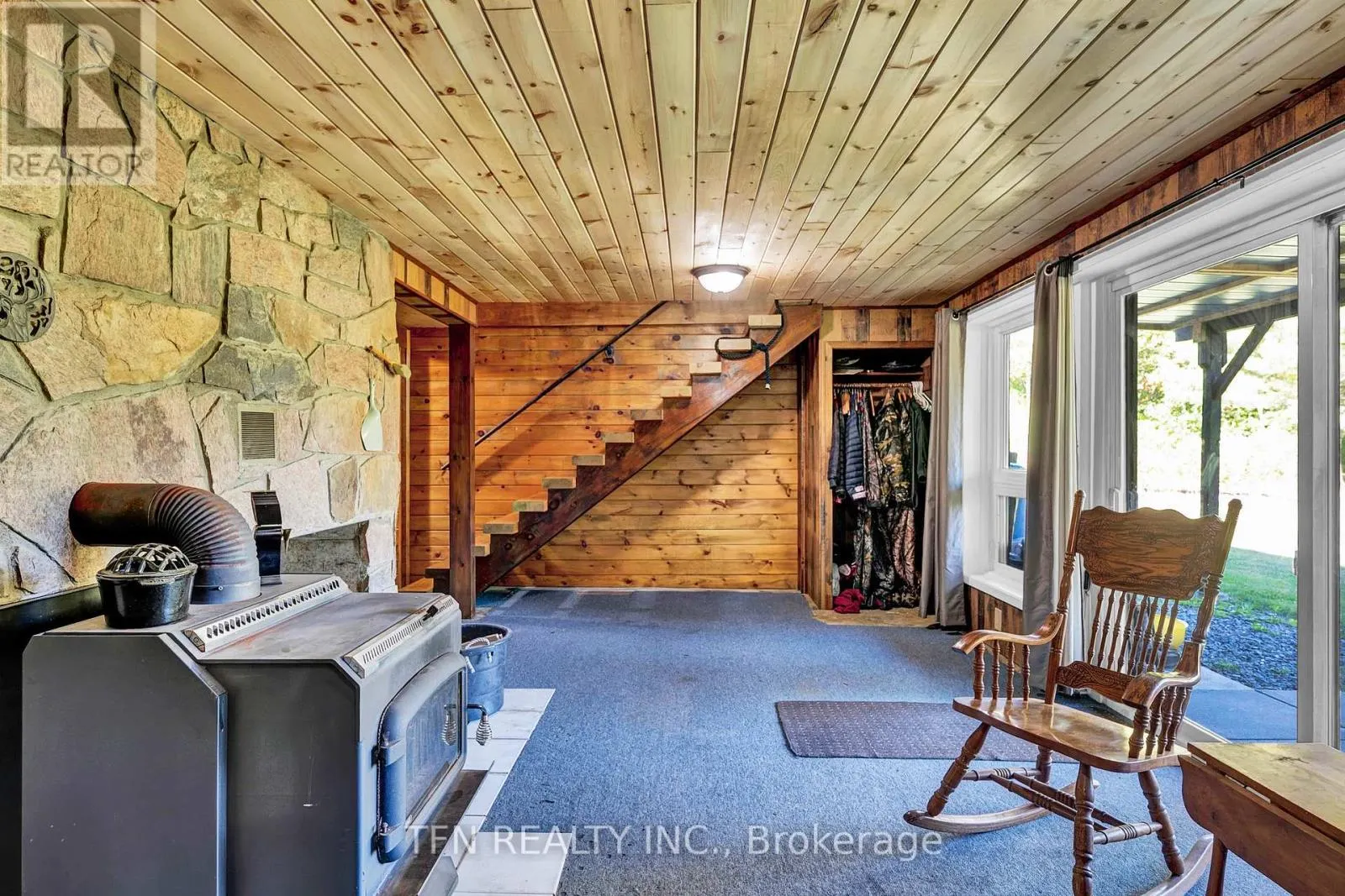 110 MACHAR STRONG BOUNDARY ROAD W