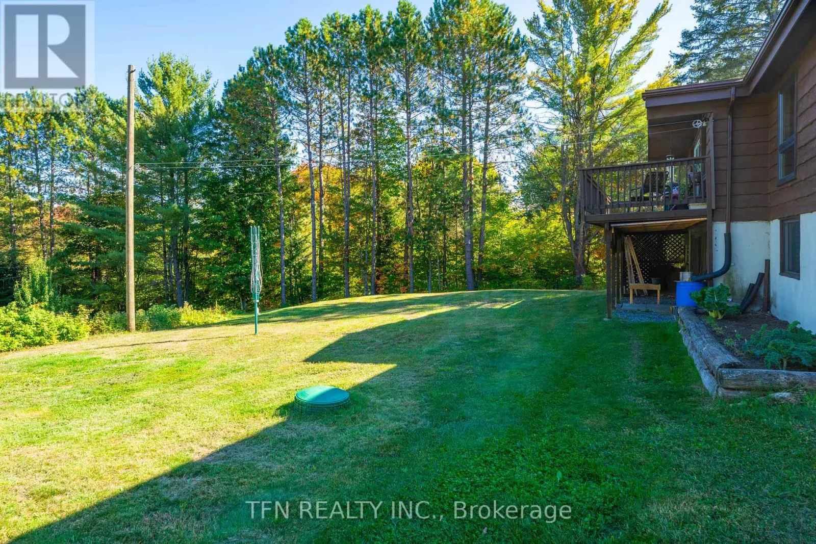 110 MACHAR STRONG BOUNDARY ROAD W