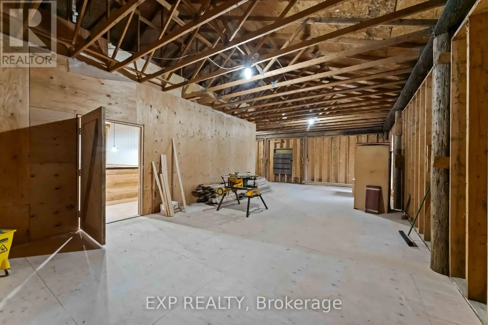 6346 DEERMEADOW DRIVE