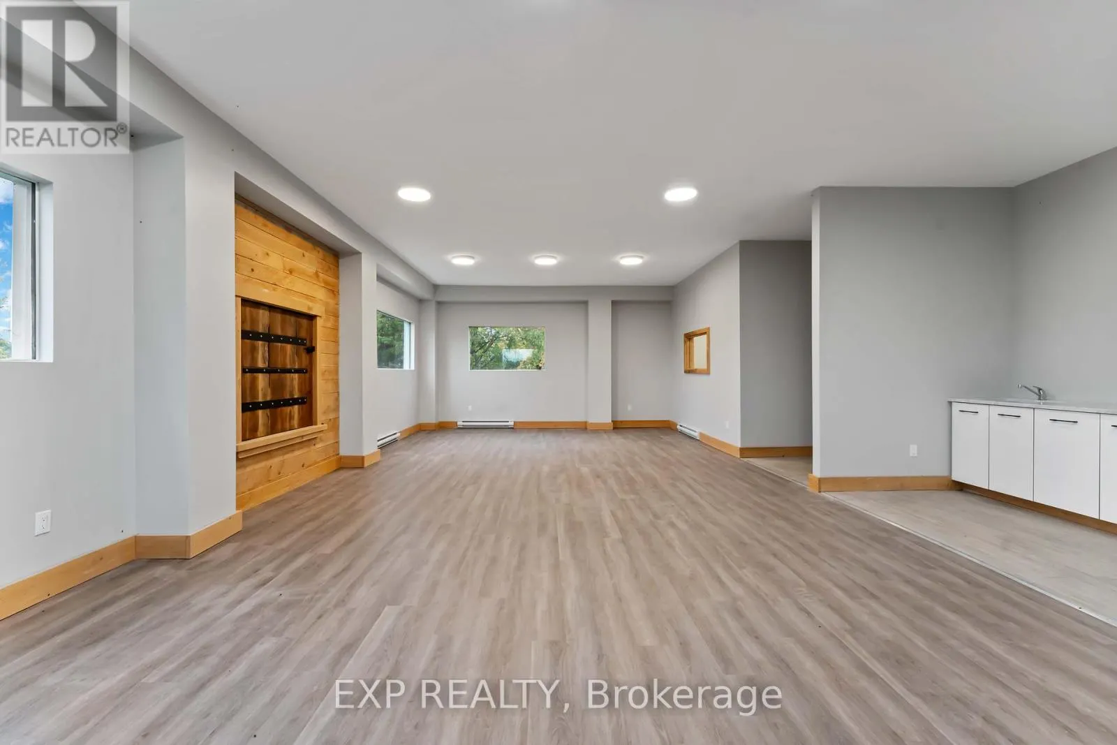 6346 DEERMEADOW DRIVE