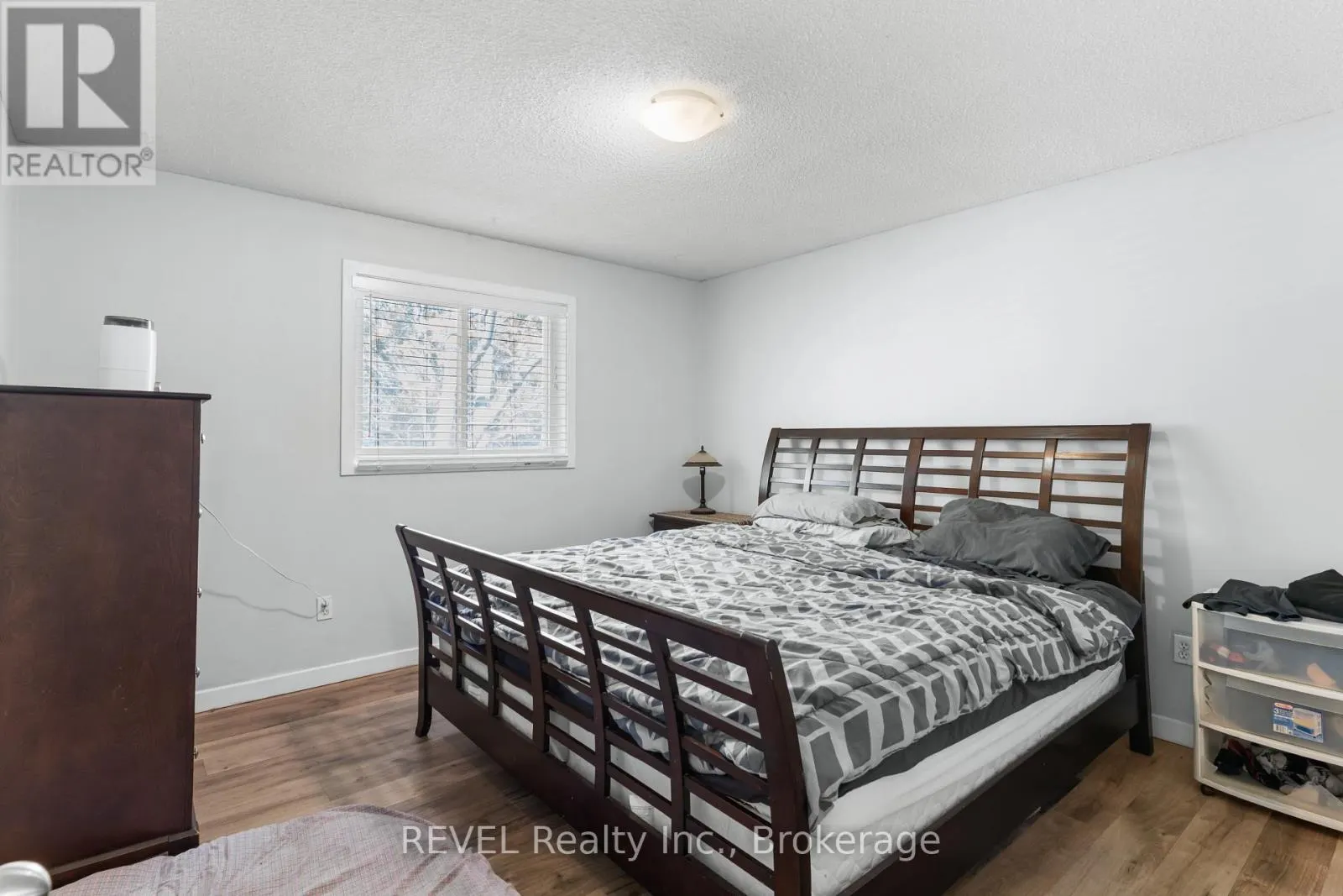 305 - 5222 PORTAGE ROAD, #305