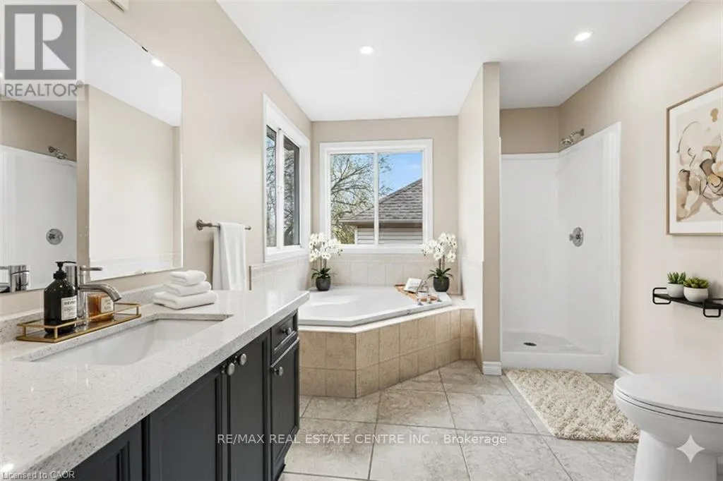 155 ELMIRA ROAD N