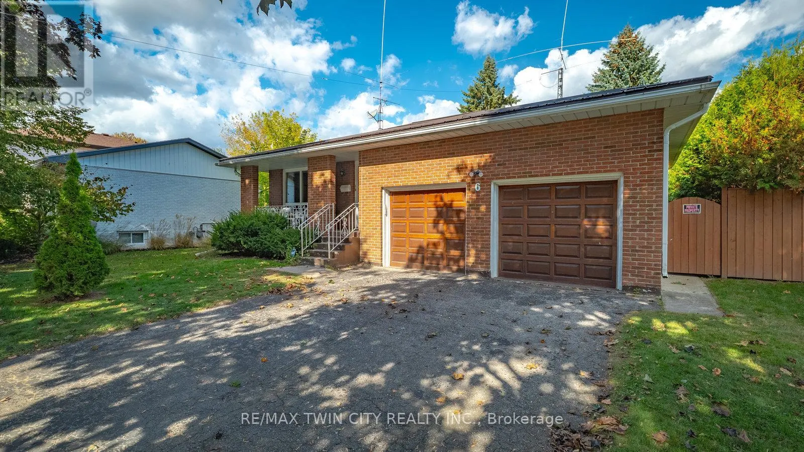 6 VENTNOR COURT