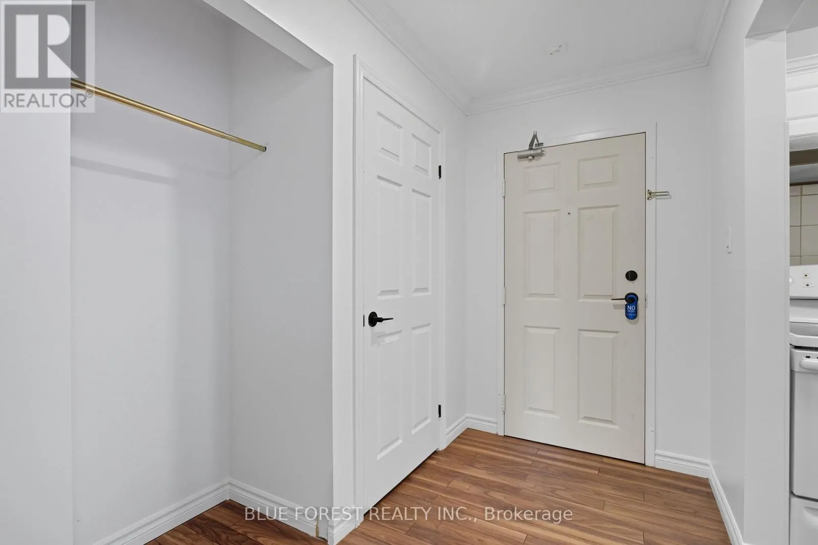 308 - 731 DEVERON CRESCENT, #308