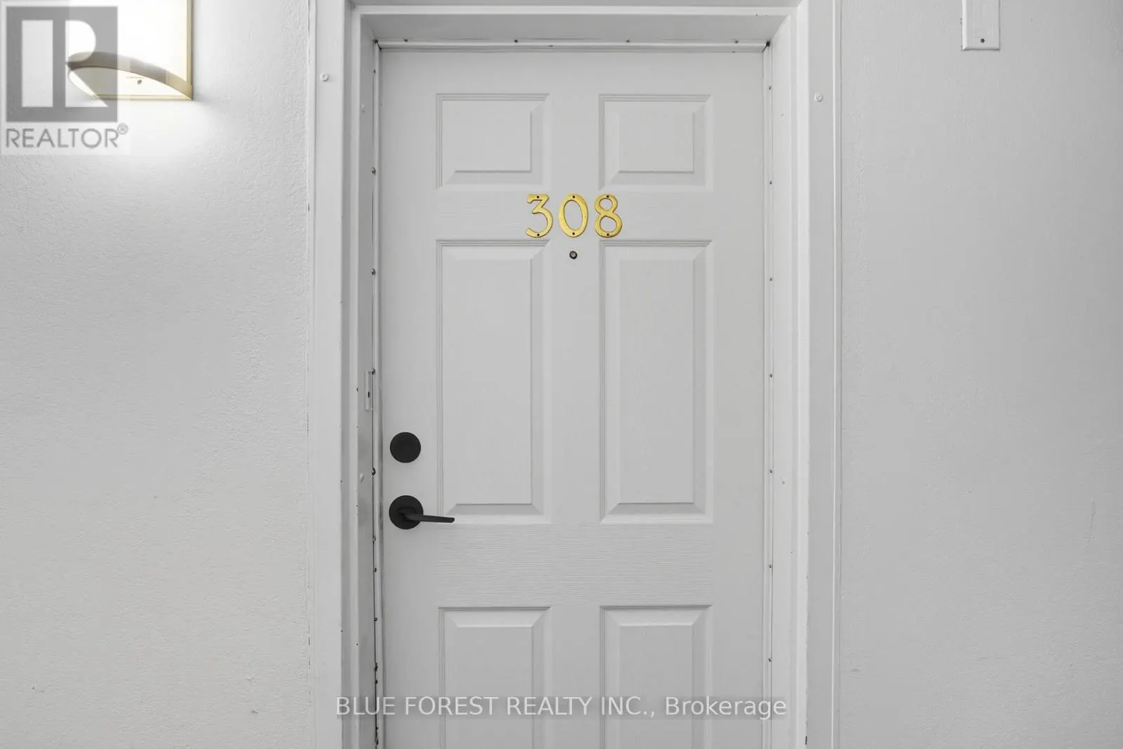 308 - 731 DEVERON CRESCENT, #308