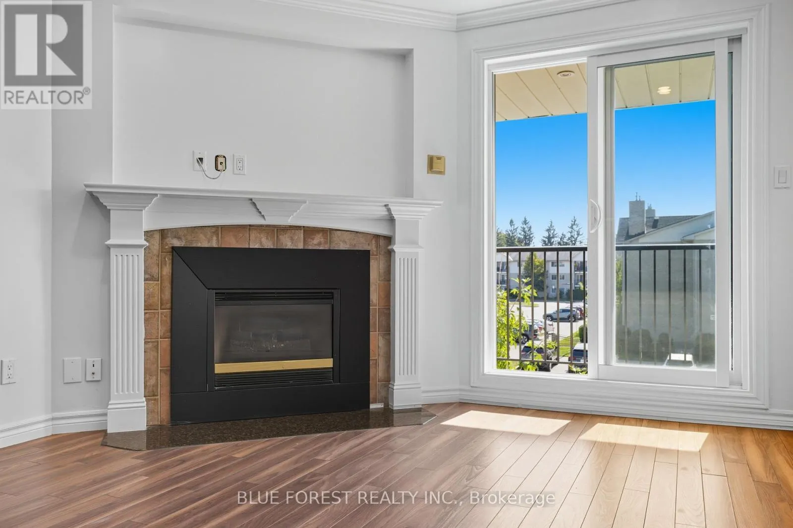308 - 731 DEVERON CRESCENT, #308