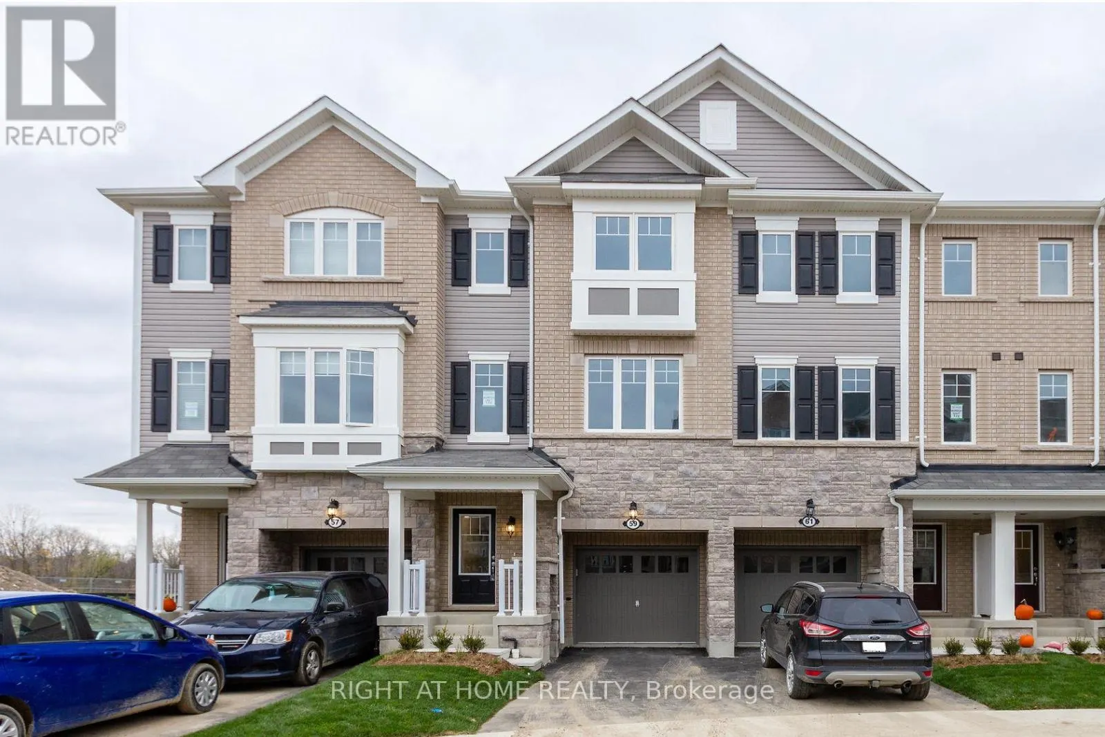 59 HIBISCUS LANE