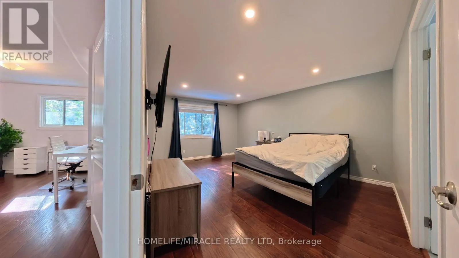 131 CARLYLE DRIVE