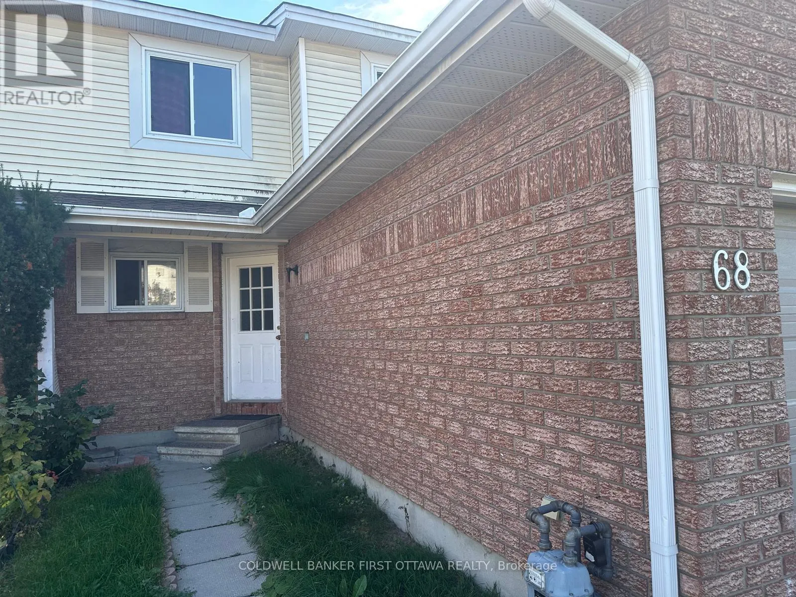 68 BURLINGTON CRESCENT