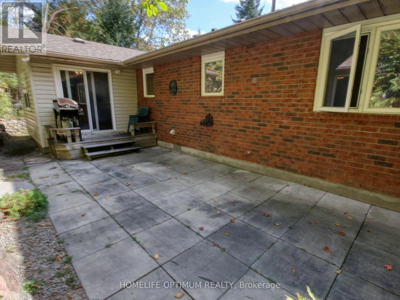 228 PIRATES GLEN DRIVE