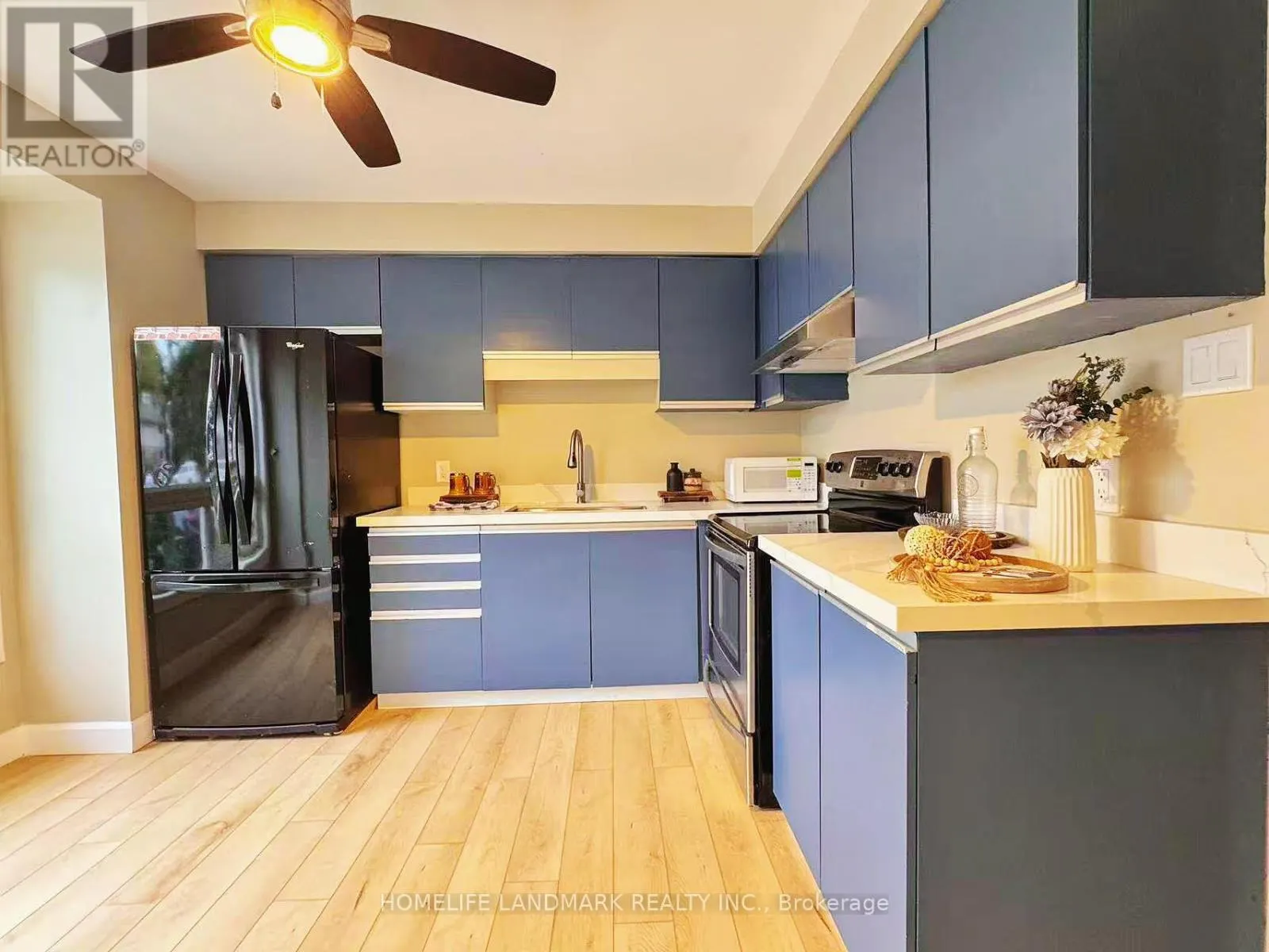 UNIT 45 - 550 SECOND STREET