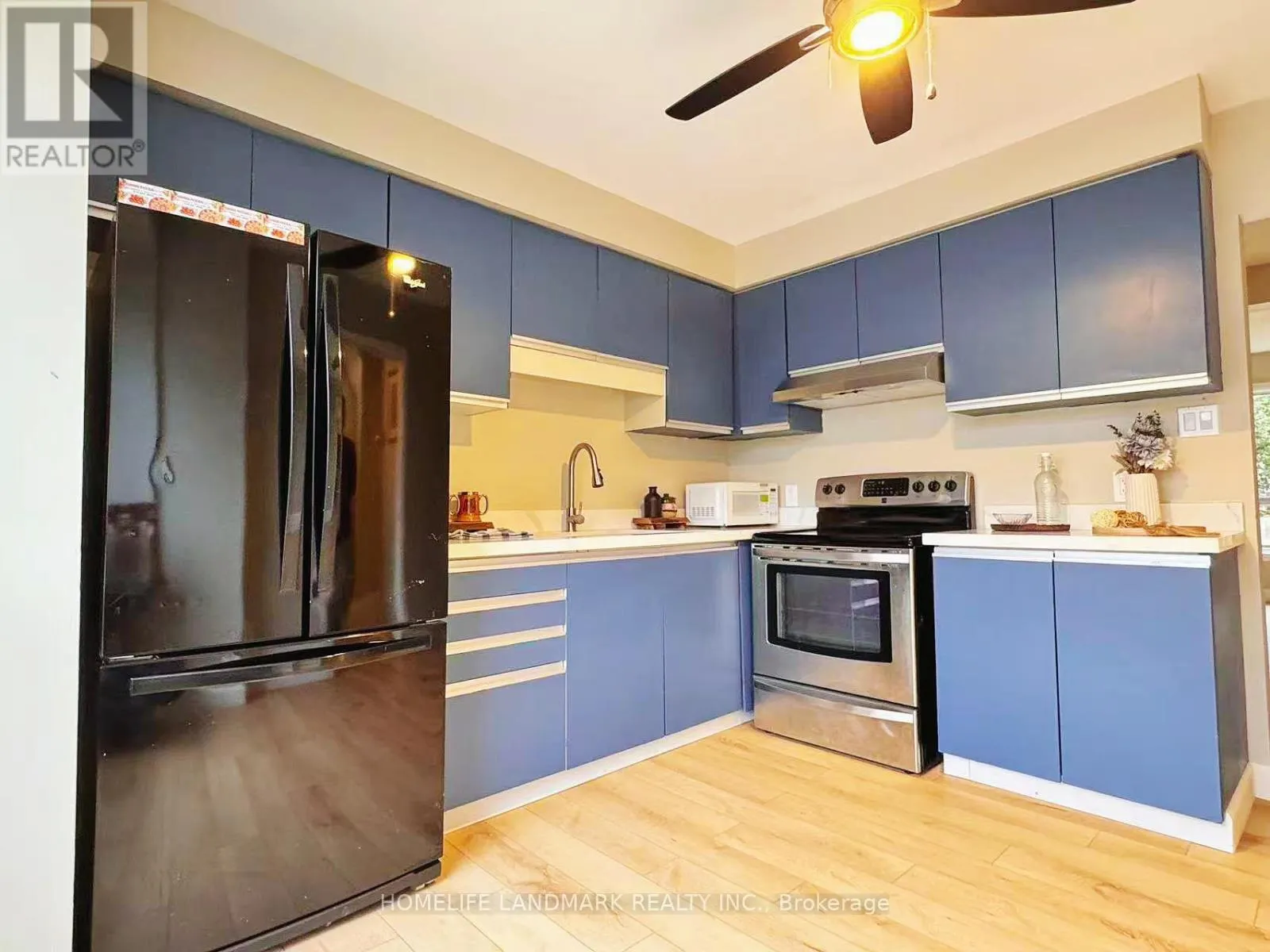UNIT 45 - 550 SECOND STREET