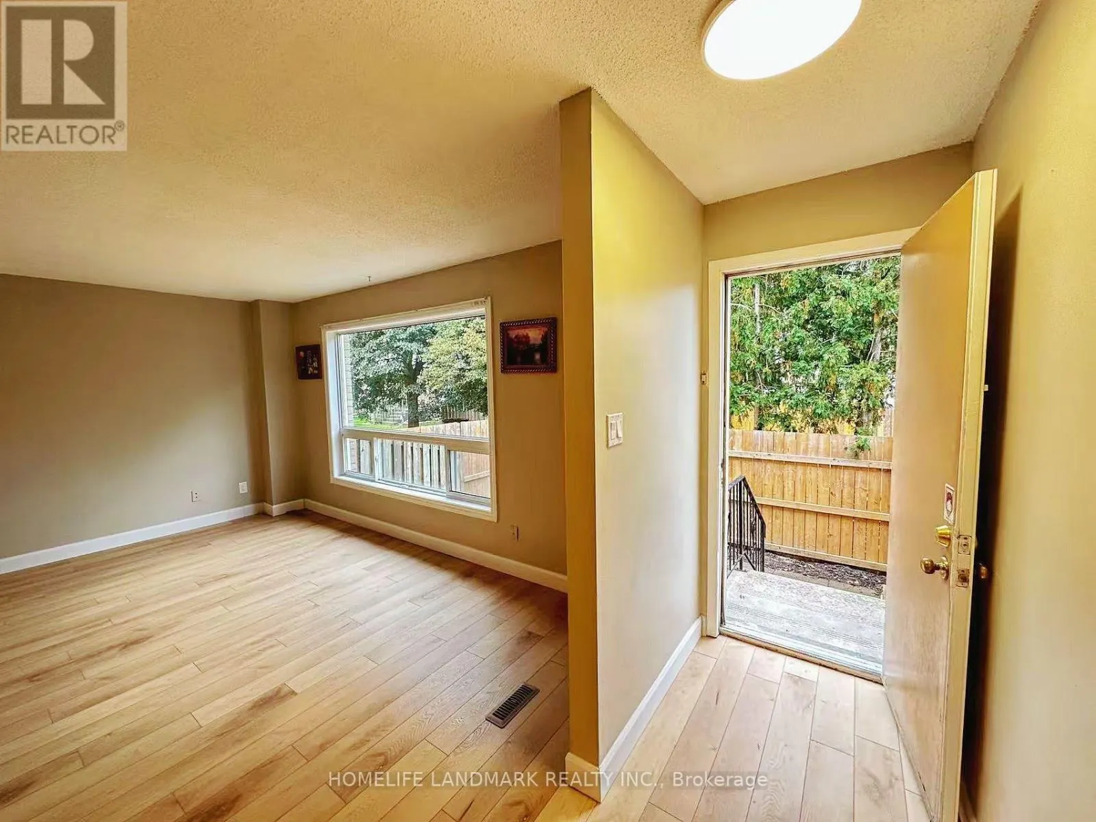 UNIT 45 - 550 SECOND STREET
