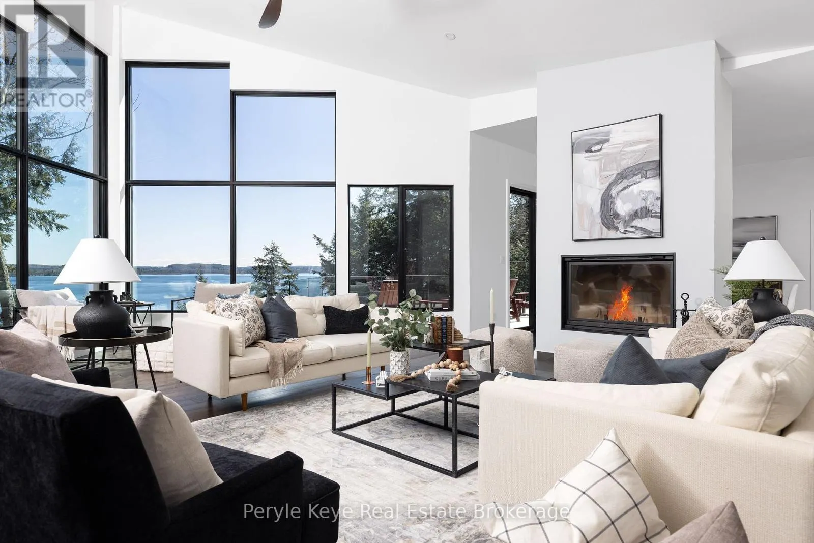86 CLAREN CRESCENT