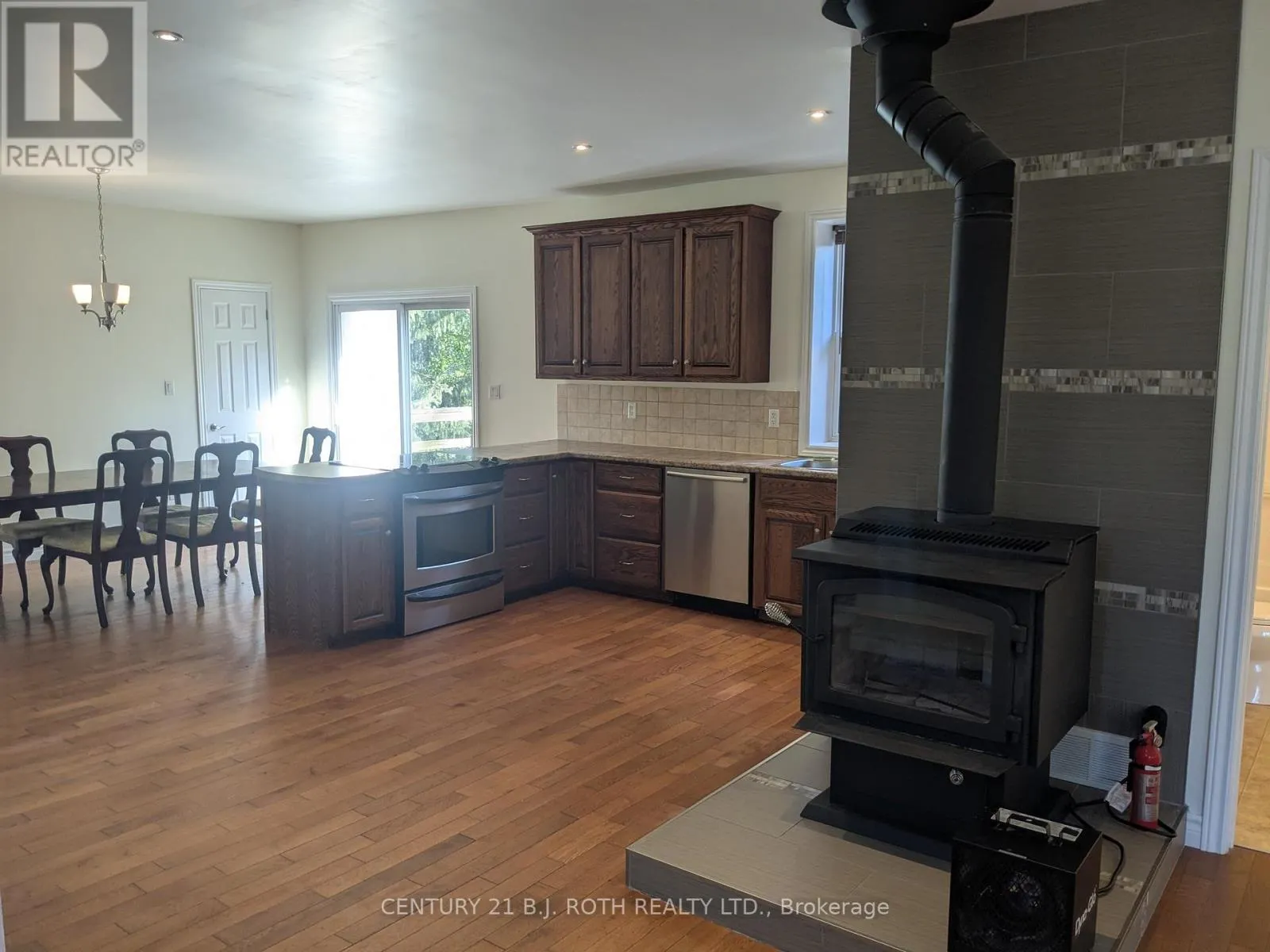 339 BRUCE ROAD 40 ROAD