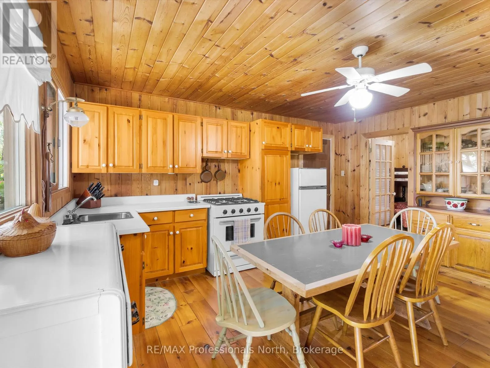 1401 ROCKSBOROUGH ROAD PVT 2