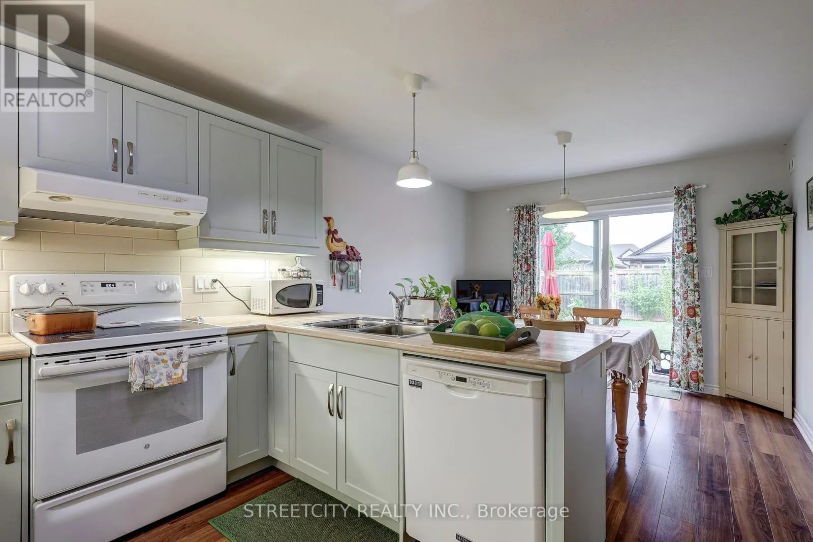 31 ACORN TRAIL