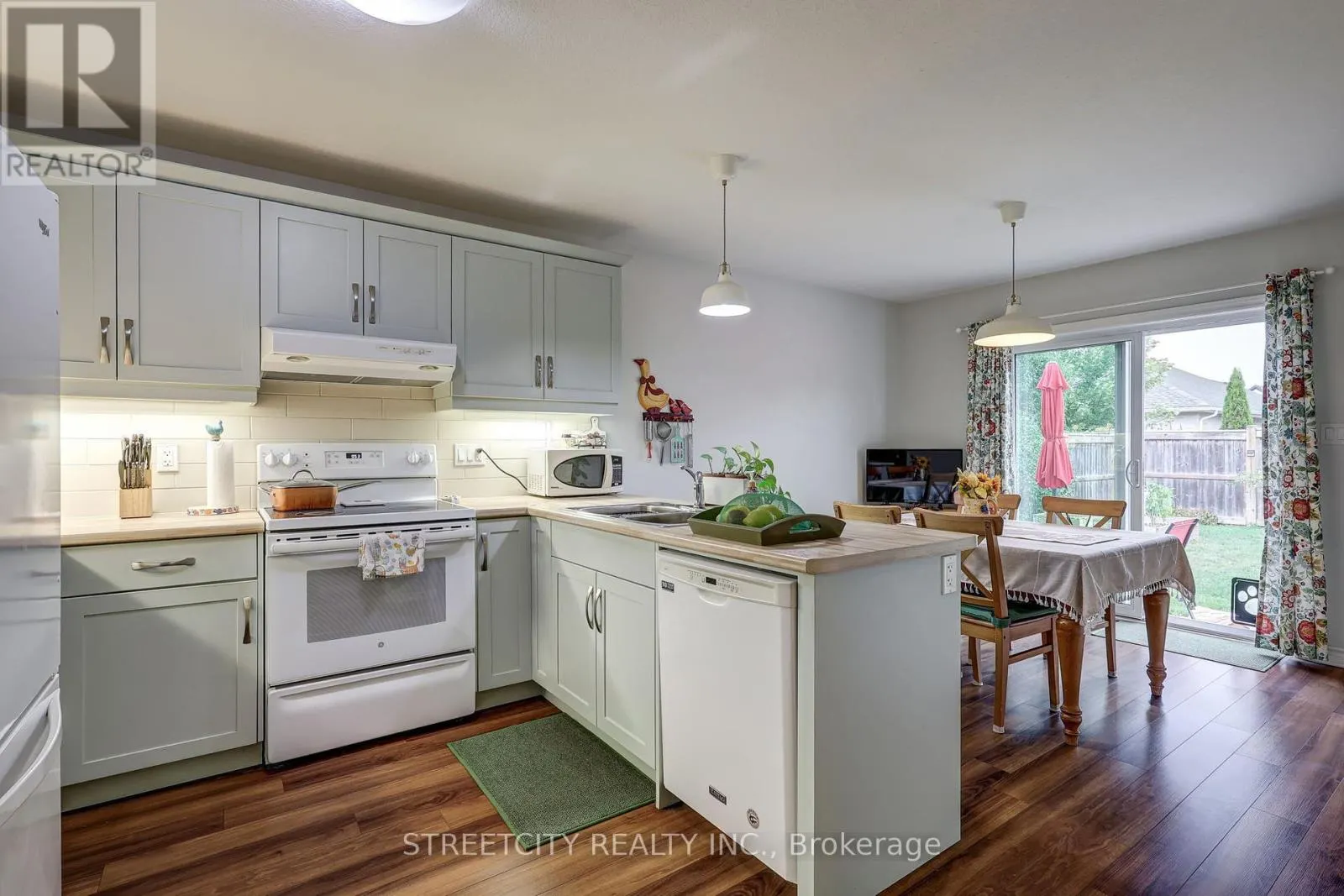 31 ACORN TRAIL