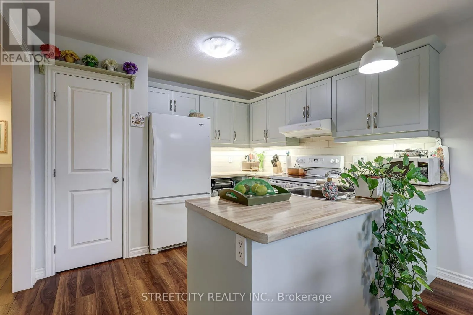 31 ACORN TRAIL