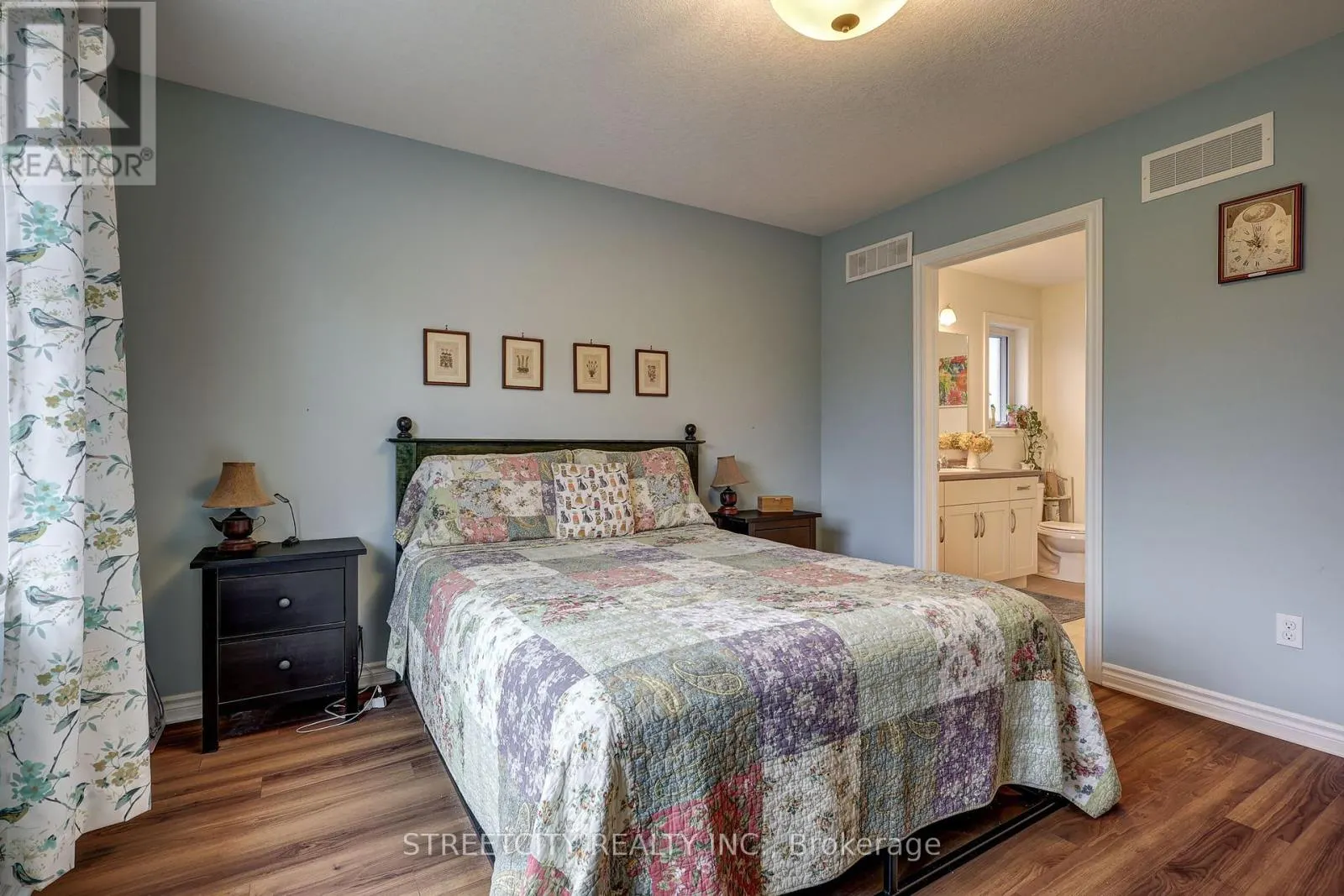 31 ACORN TRAIL