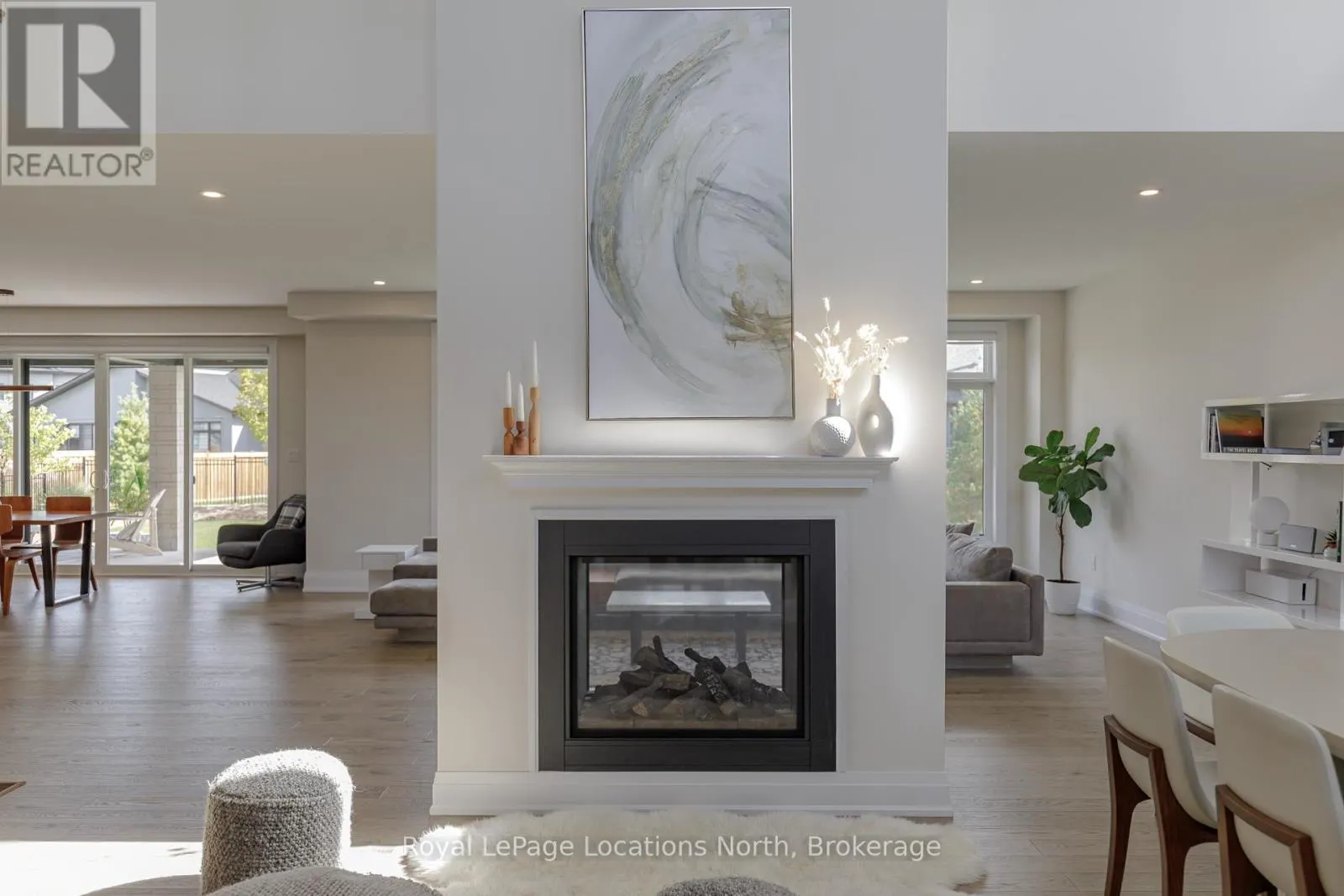 143 SPRINGSIDE CRESCENT