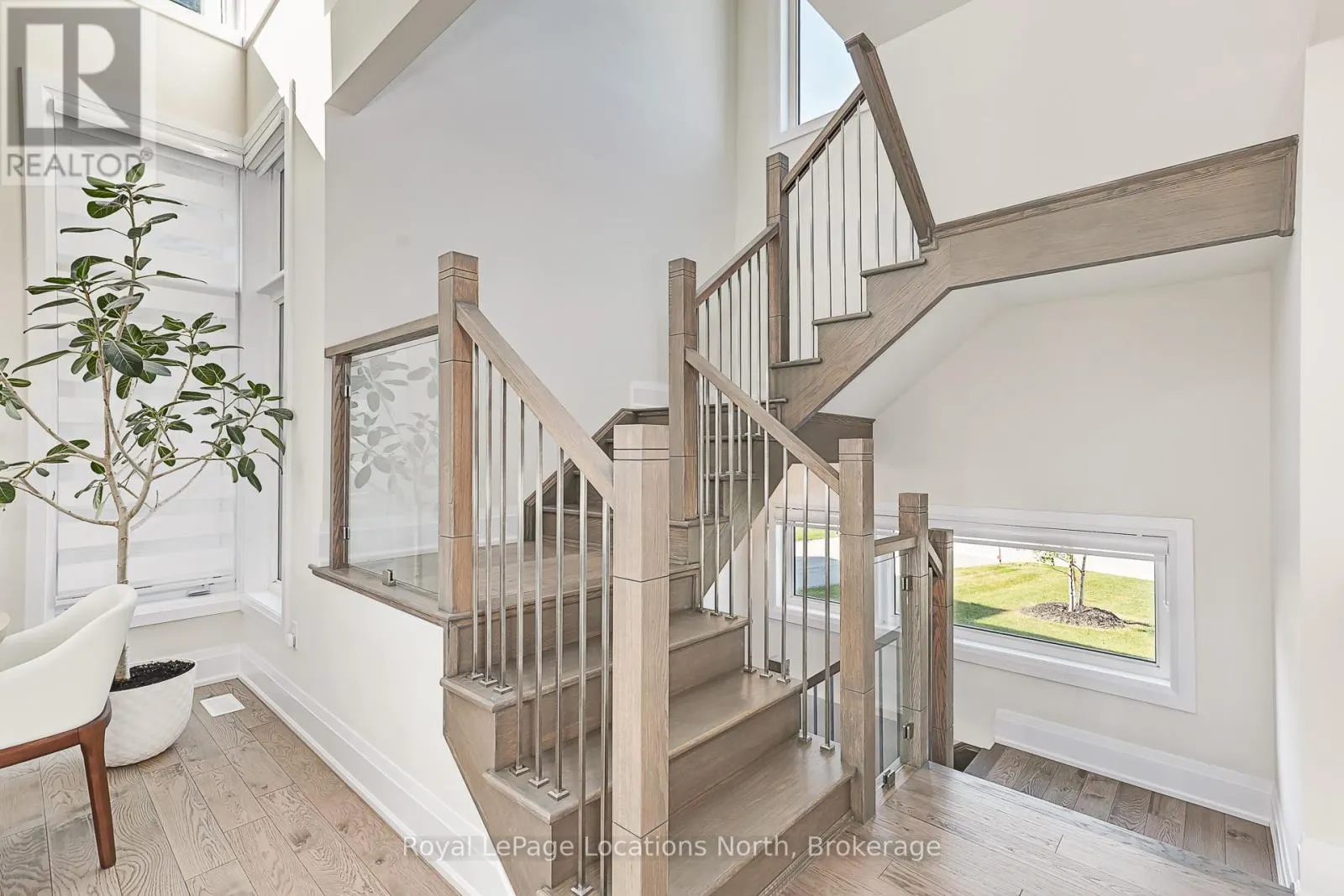 143 SPRINGSIDE CRESCENT