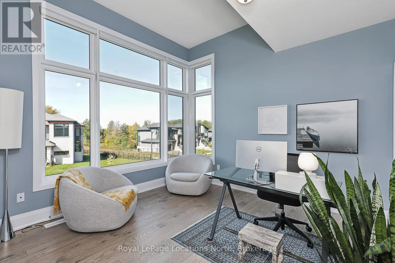 143 SPRINGSIDE CRESCENT