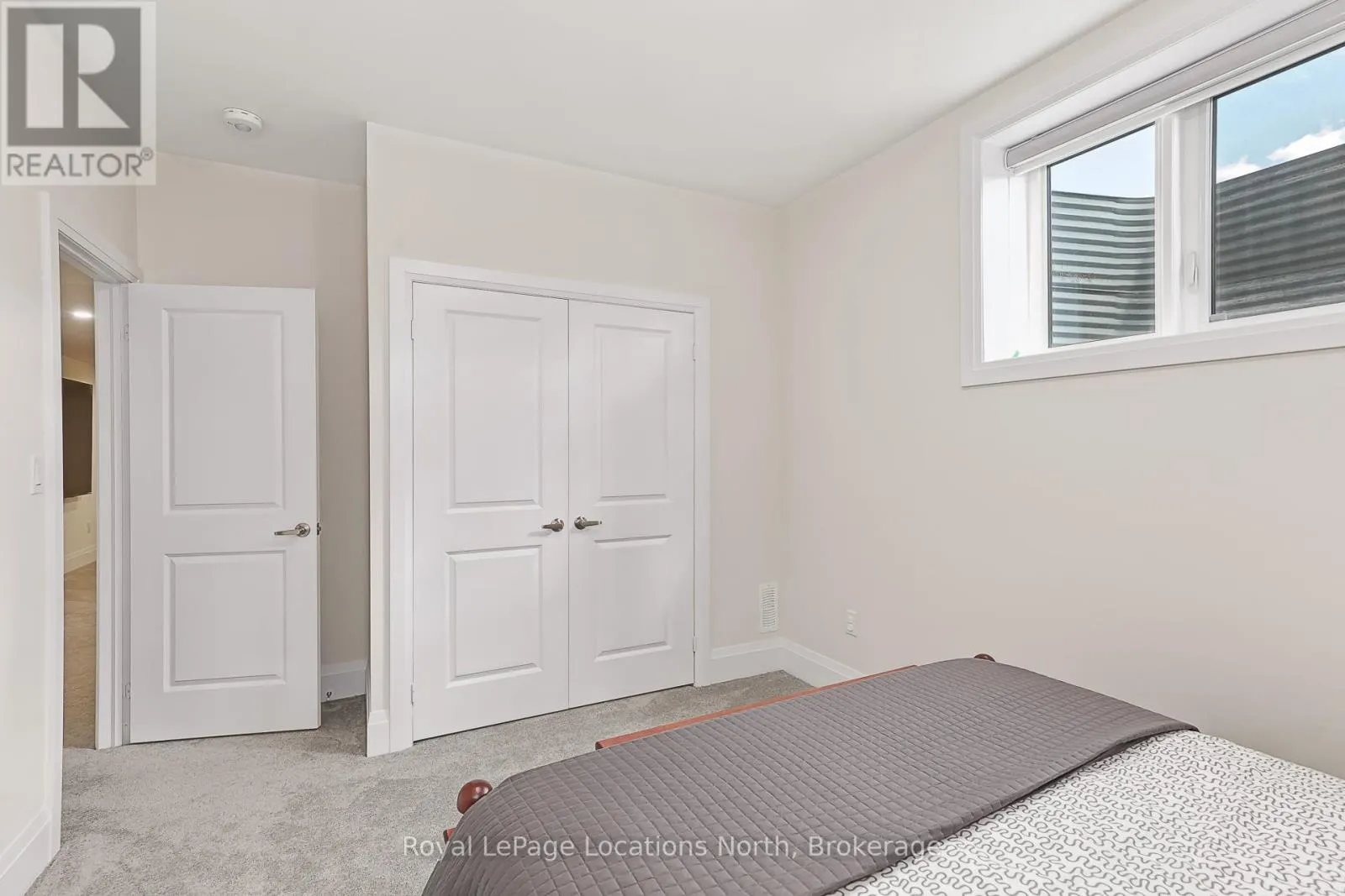 143 SPRINGSIDE CRESCENT