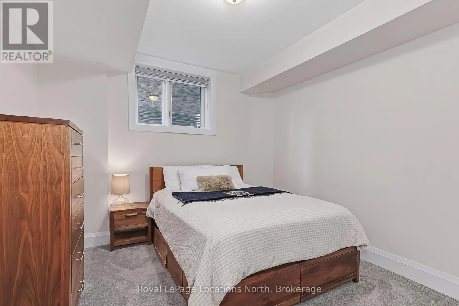 143 SPRINGSIDE CRESCENT