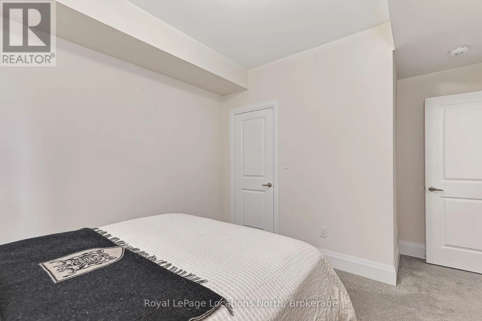 143 SPRINGSIDE CRESCENT
