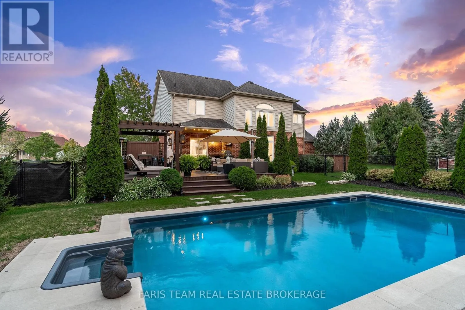 6 SOMERVILLE CRESCENT