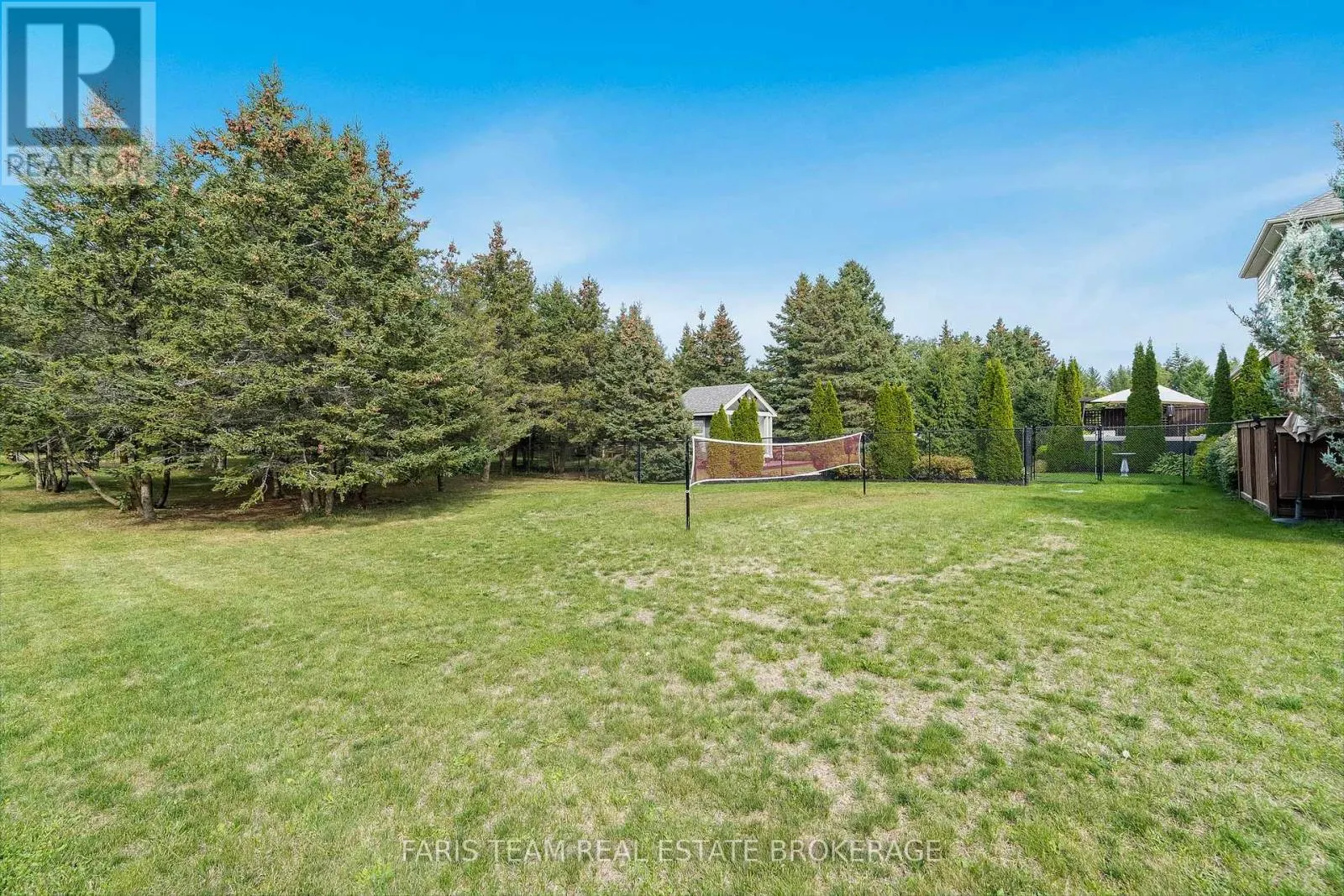 6 SOMERVILLE CRESCENT
