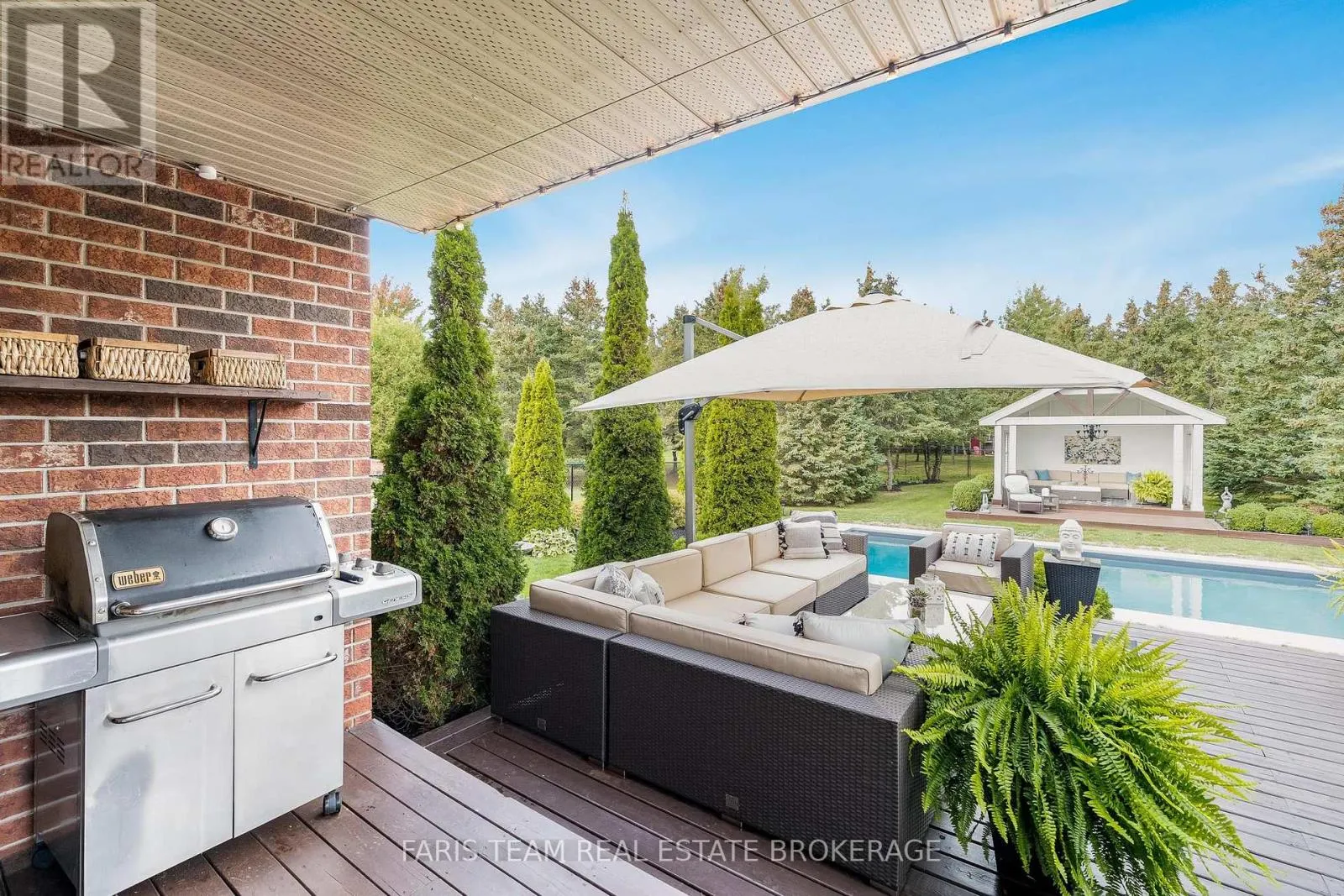 6 SOMERVILLE CRESCENT