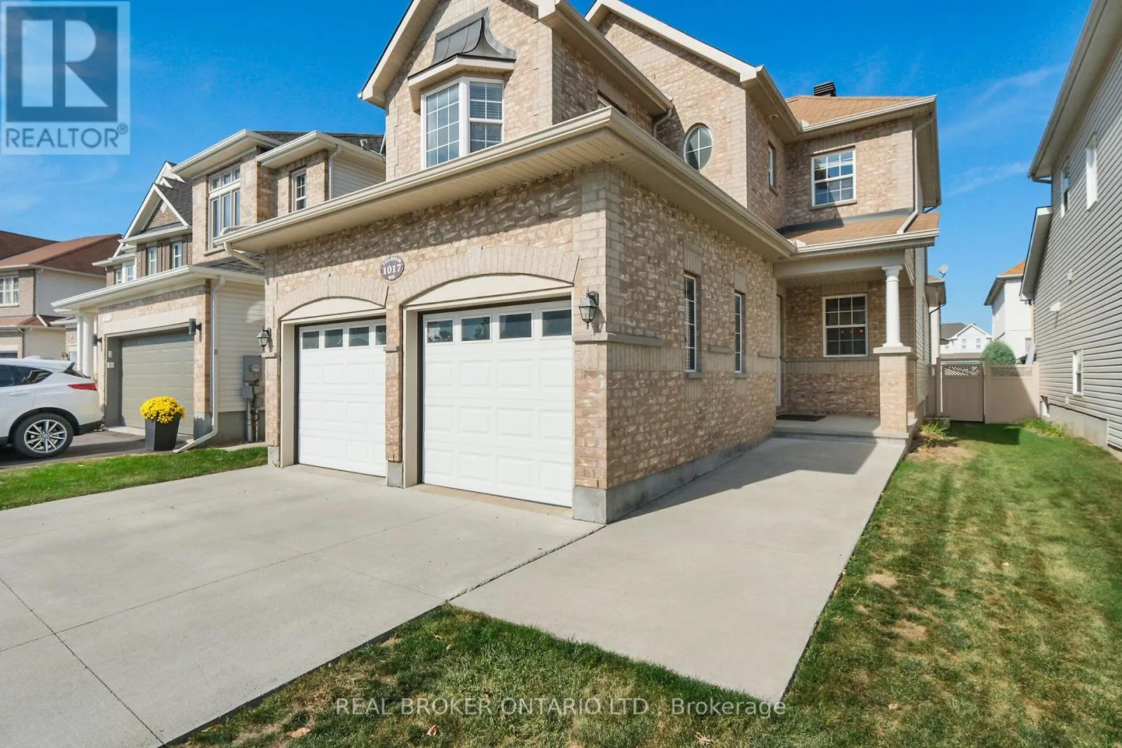 1017 FIELDFAIR WAY
