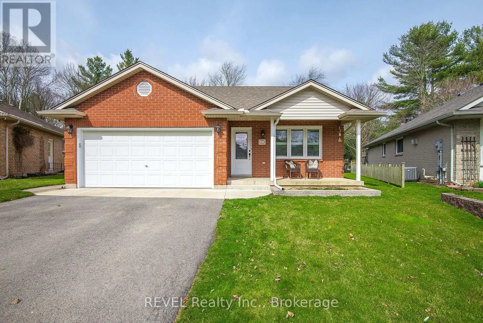 307 BECKETT CRESCENT
