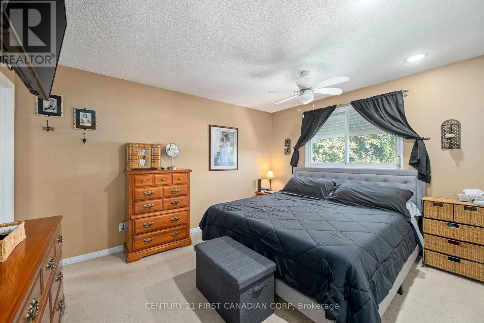 10 DANIELLE CRESCENT