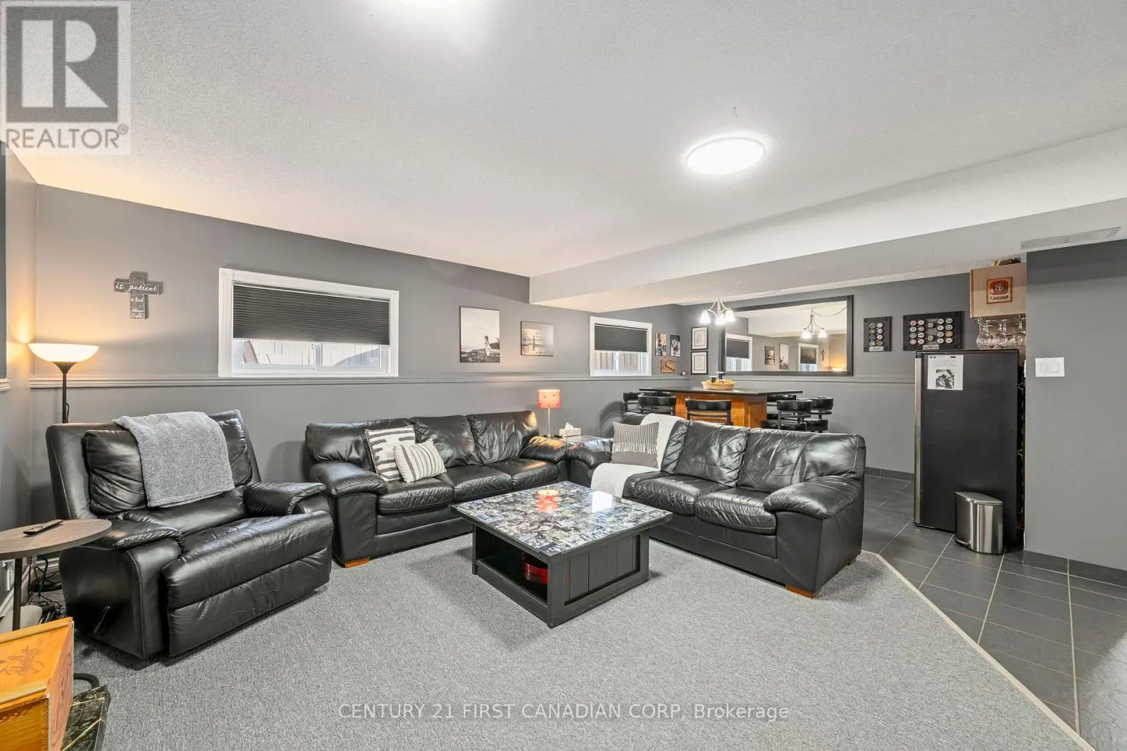 10 DANIELLE CRESCENT