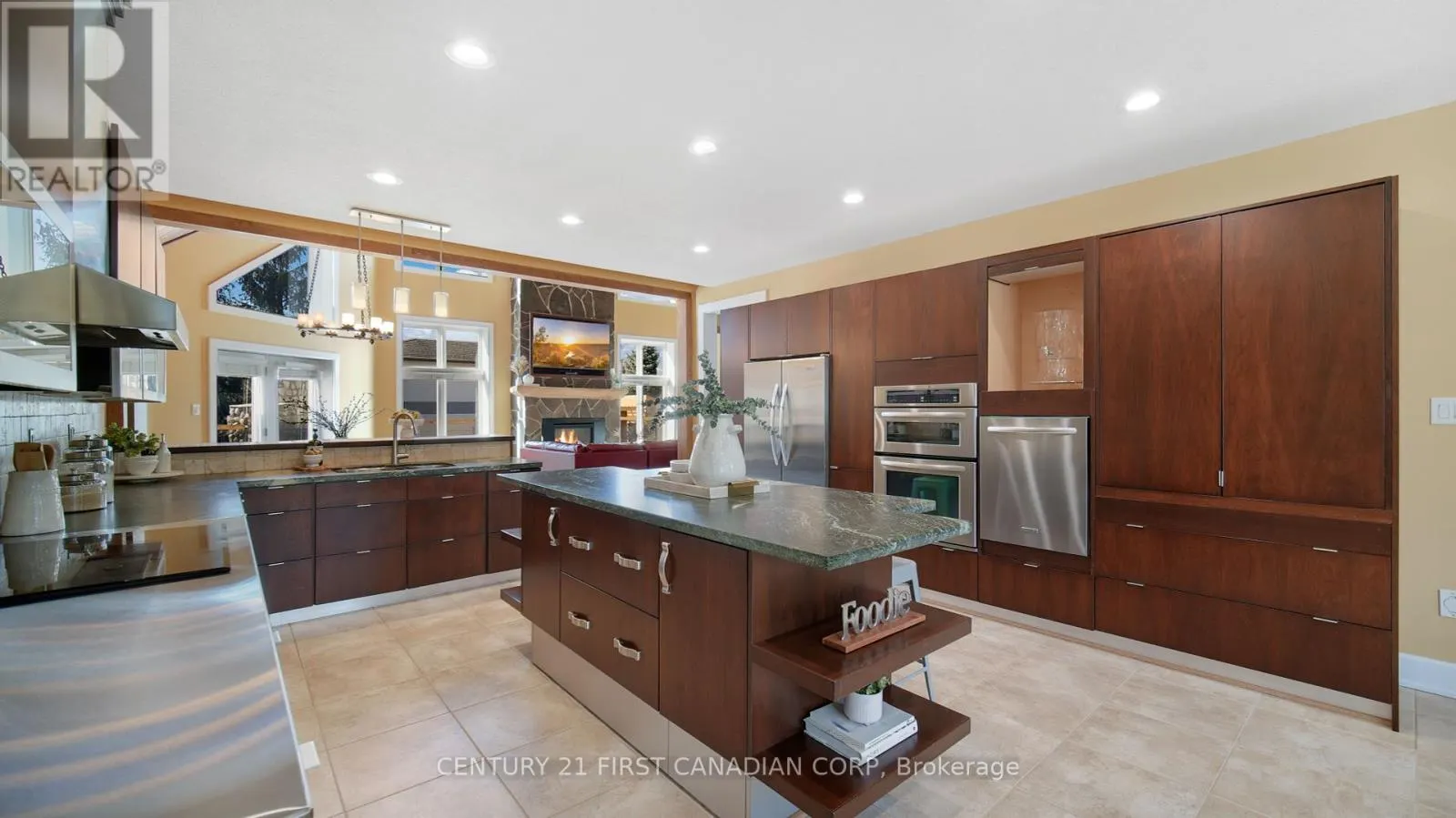 1659 HAMILTON ROAD