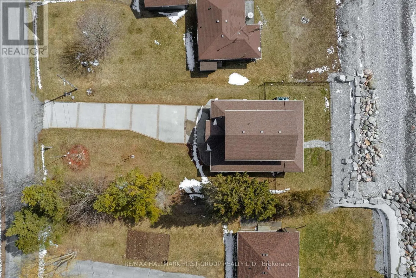 44 GREENWAY CIRCLE