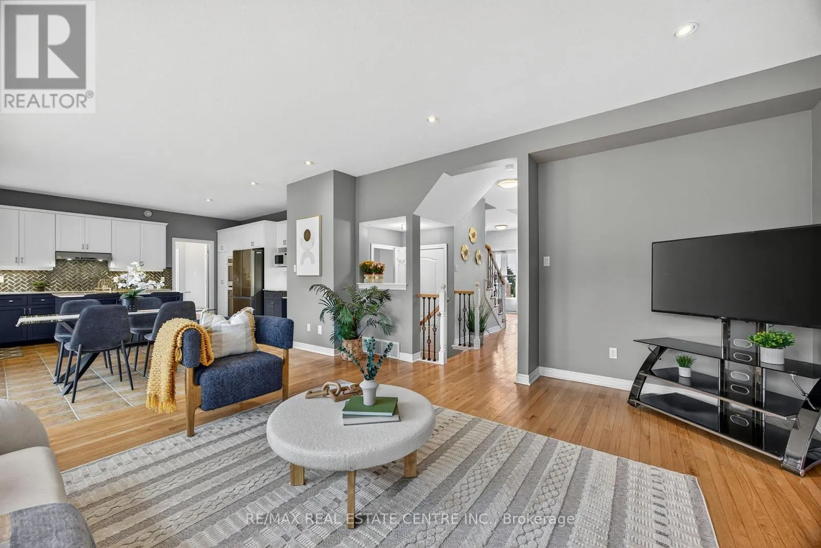 37 WOODLAND DRIVE