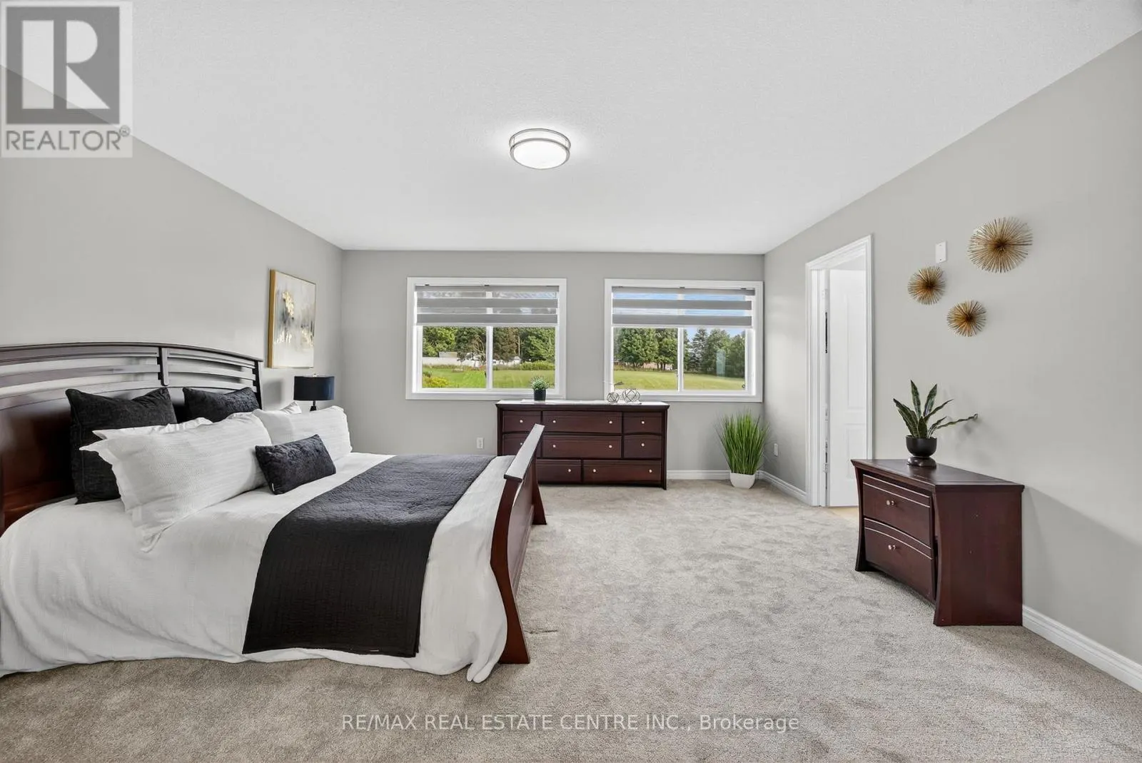 37 WOODLAND DRIVE