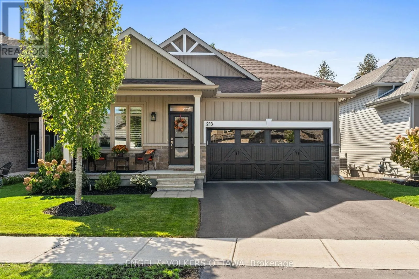 213 BLACKHORSE DRIVE
