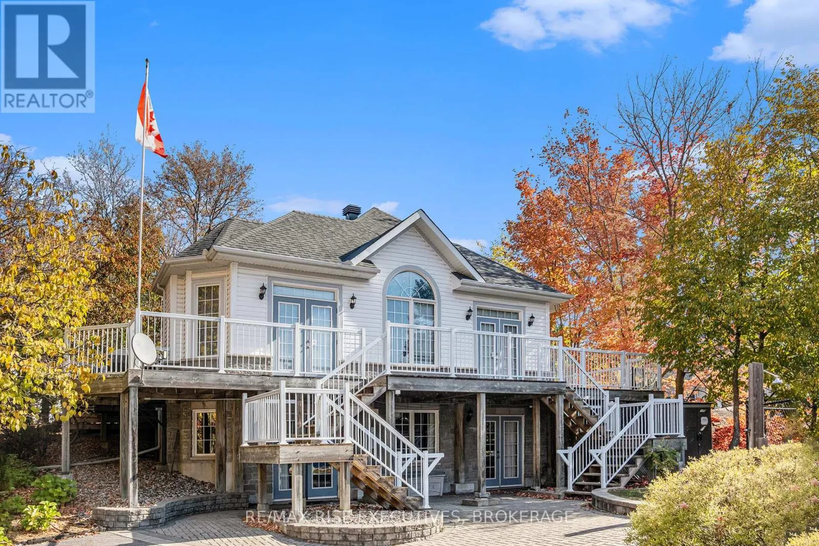 8 KINMOUNT PRIVATE