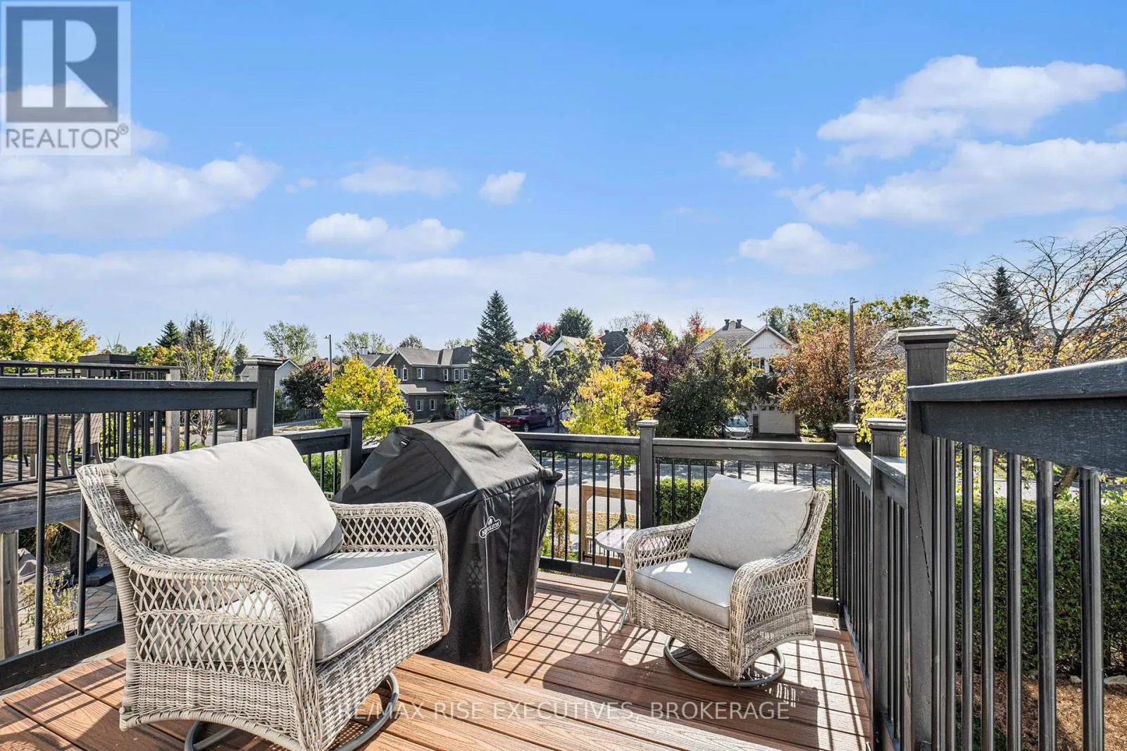 8 KINMOUNT PRIVATE